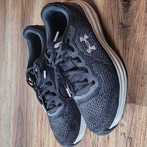 Under Armour Sneakers, Size 7.5 M/ 9.5 W, Black & Silver, Deluxe Foam